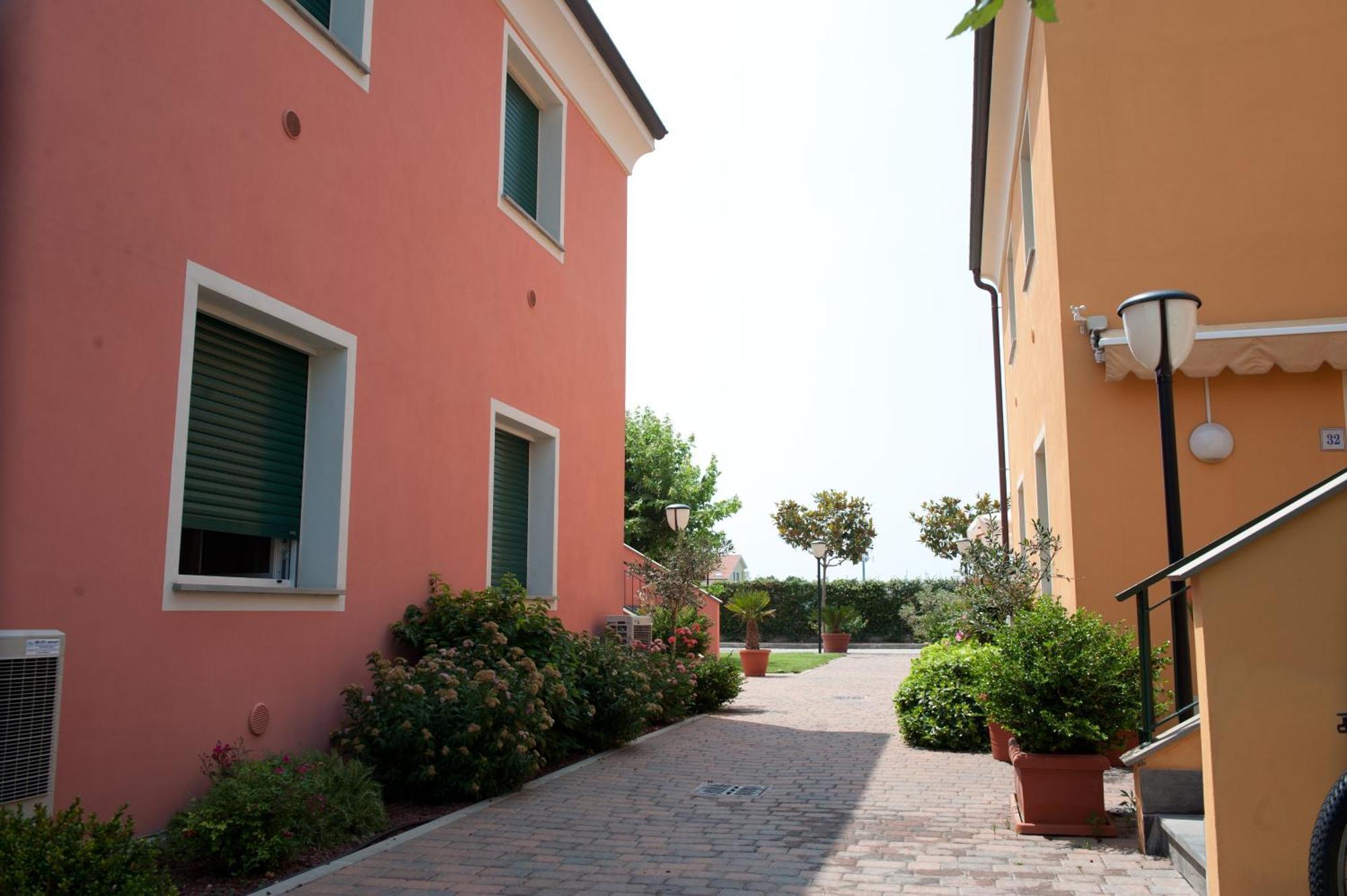 Residence Borgomare アルベンガ エクステリア 写真