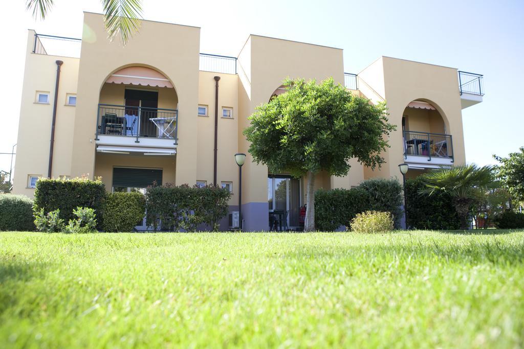 Residence Borgomare アルベンガ エクステリア 写真